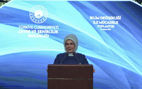 Emine Erdoğan'dan iklim değişikliği uyarısı: Son dönemeçteyiz
