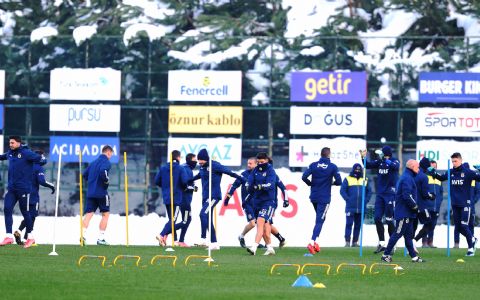 Fenerbahçe, Göztepe hazırlıklarını sürdürdü
