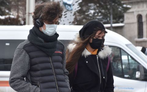 'Doğru kullanılmayan maske, ağızda mantara neden olabilir'