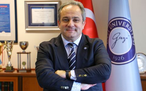 Bilim Kurulu üyesi İlhan, il il kademeli normalleşmeyi anlattı