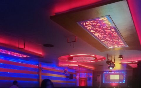 Eğlence merkezindeki 28 kişiye, 176 bin 400 TL para cezası