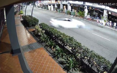 Singapur’da lüks otomobil dehşeti: 5 ölü 